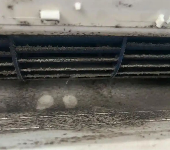 八公山空调吹的风有股烧焦味是怎么回事